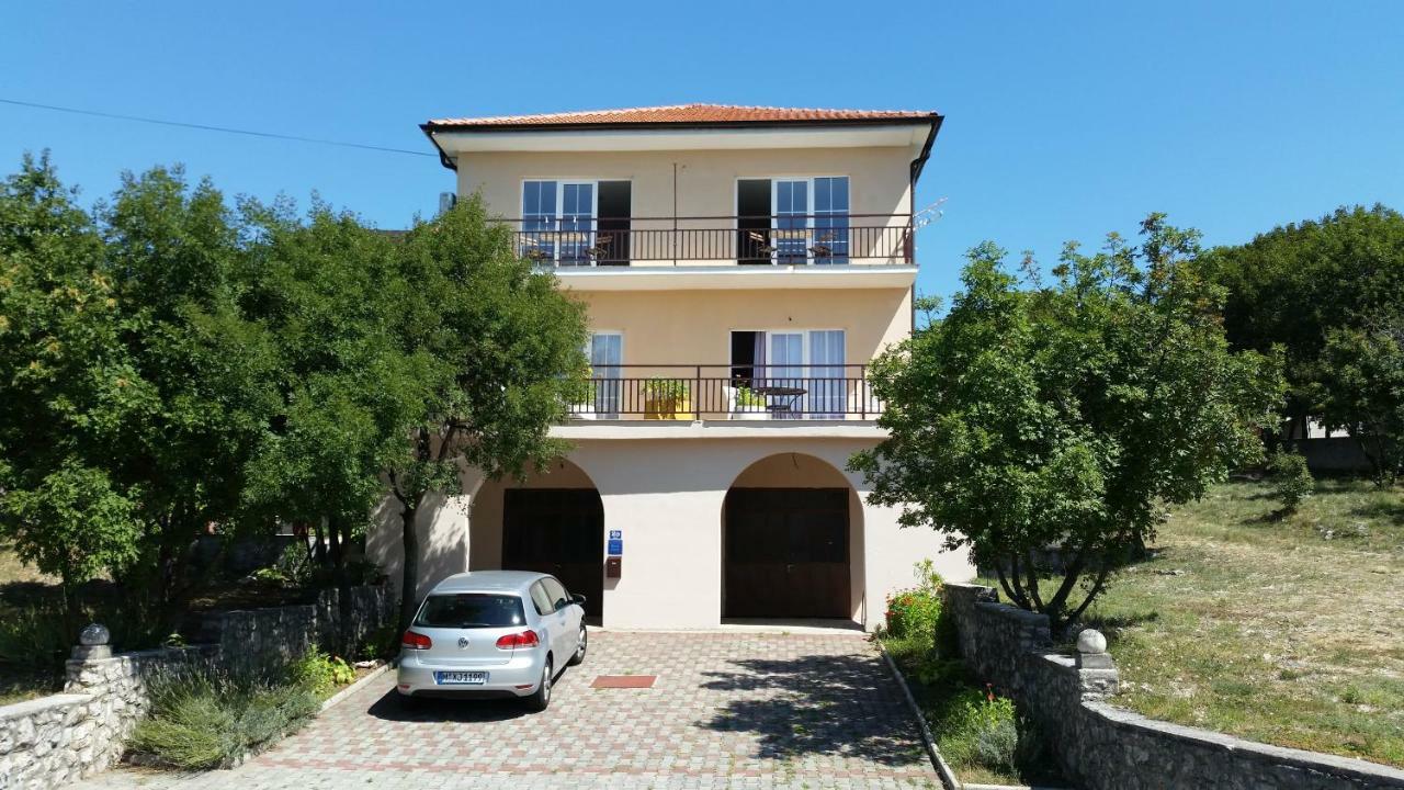 Apartments Claudia Šmrika Exterior foto